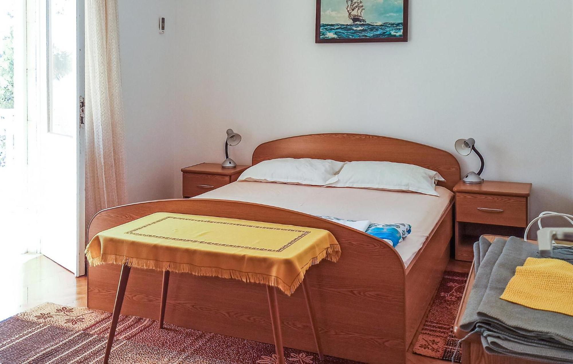 Amazing Apartment In Lumbarda With Kitchen מראה חיצוני תמונה