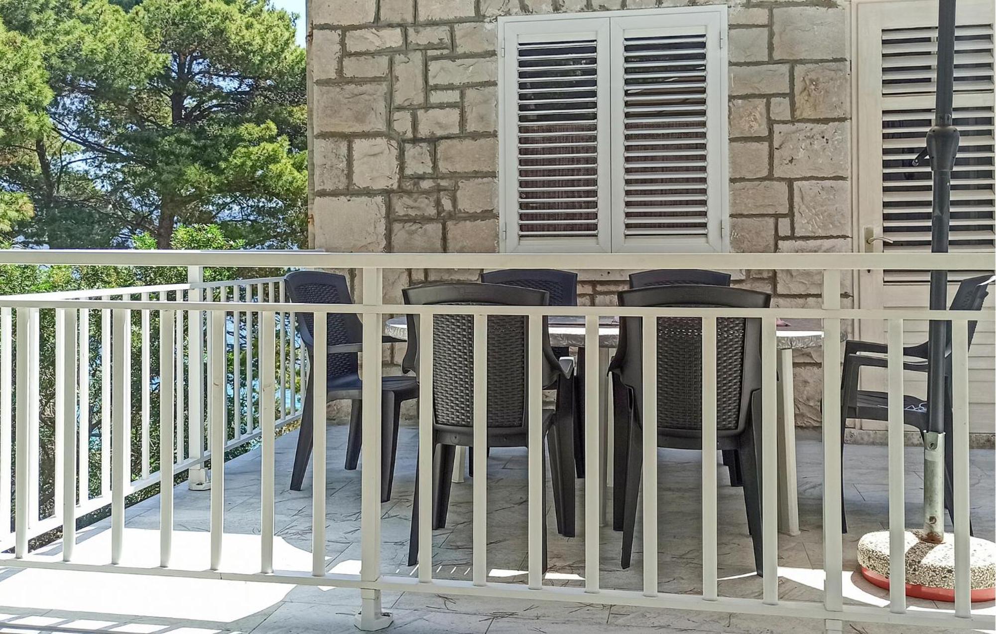 Amazing Apartment In Lumbarda With Kitchen מראה חיצוני תמונה