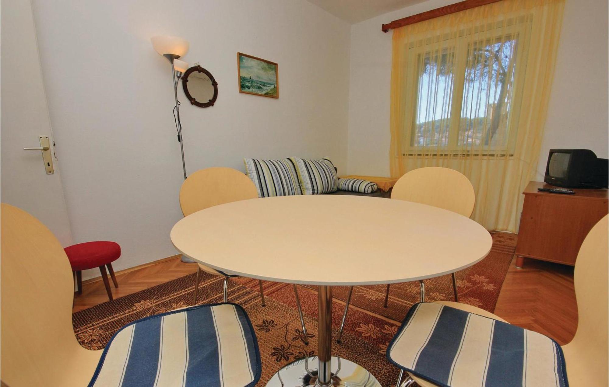 Amazing Apartment In Lumbarda With Kitchen מראה חיצוני תמונה